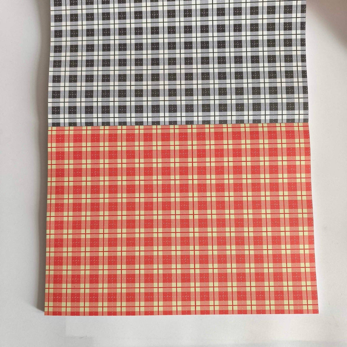 Patterned craft papers from Martina Calvi's Big Book of Craft Paper — page detail 5
