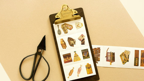 Boks med klistremerker — Vintage Objekter